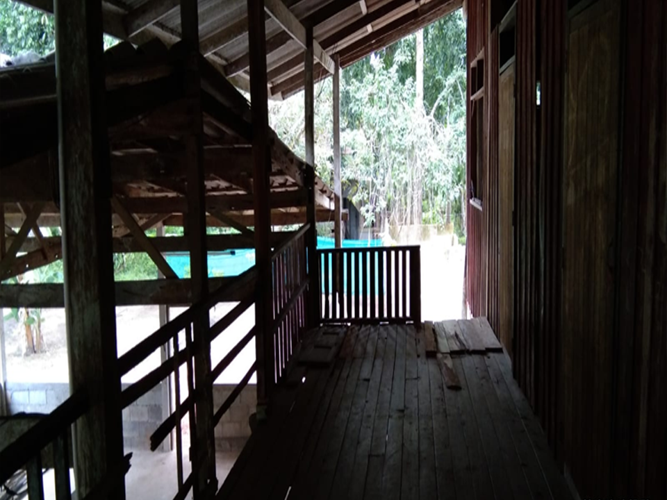 pondok-tok-ayah-perak-thailand-malaysia-beranda-02